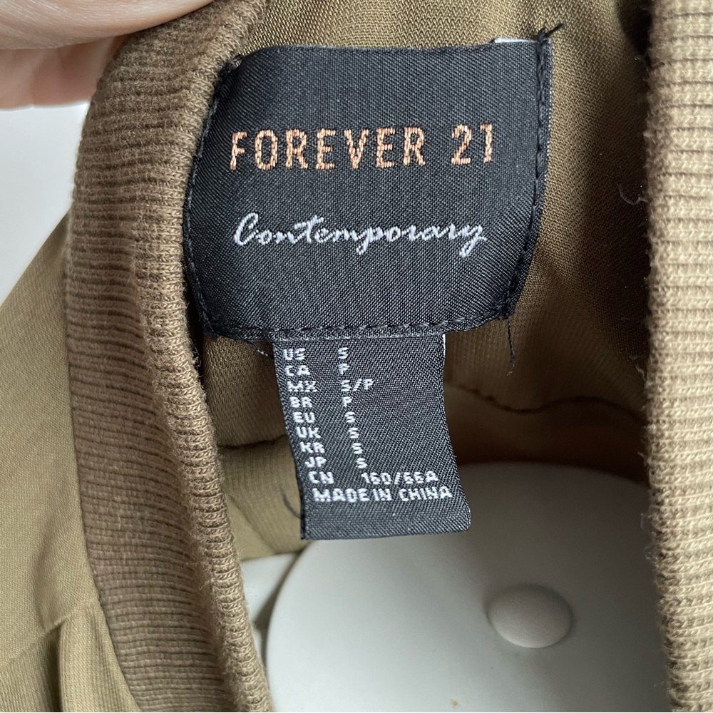 Forever 21 Oversized Olive Green Bomber Jacket - Picture 5 of 11